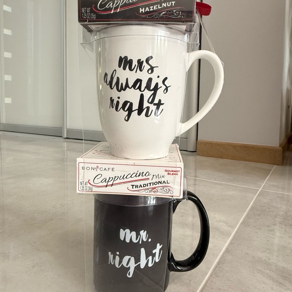 NWT Mr. and Mrs. Right Coffee Mug Set